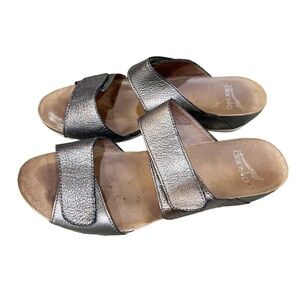 DANSKO Womens 39 (8.5-9) Comfort Sandals Leather Slides Wedge Heel Silver